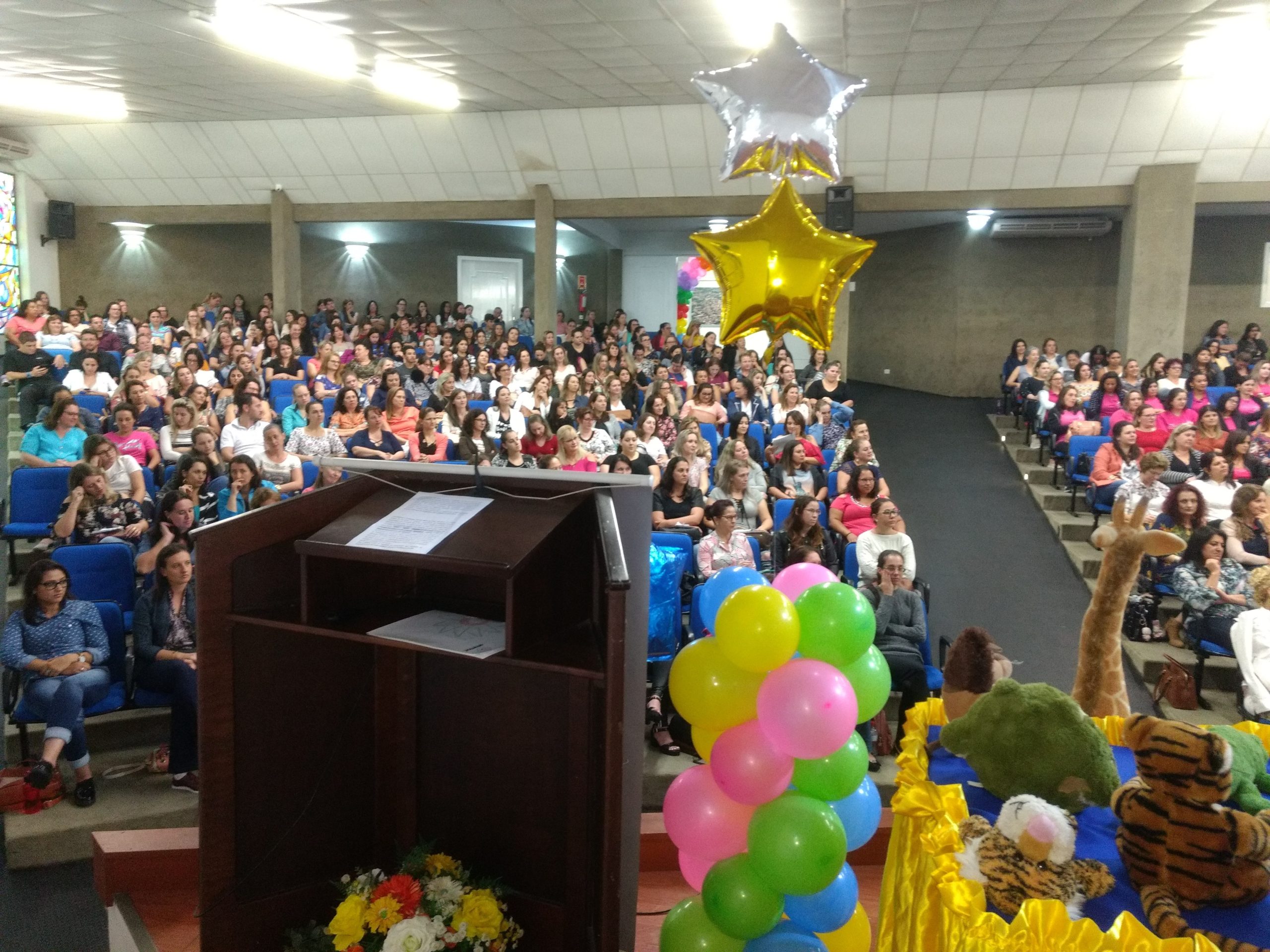 You are currently viewing ACONTECEU SEMINÁRIO REGIONAL DA EDUCAÇÃO INFANTIL DA AMMOC: