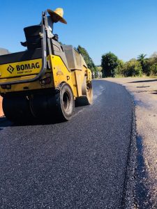 Read more about the article Engenheiro da AMMOC faz fiscalização em obra no Município de Lacerdópolis