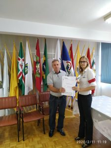 Read more about the article Prefeito de Lacerdópolis recebe Projeto da AMMOC