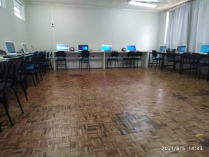 Read more about the article Setor de Tecnologia da Informação da AMMOC contribui para instalação de laboratório de informática em Vargem Bonita – SC