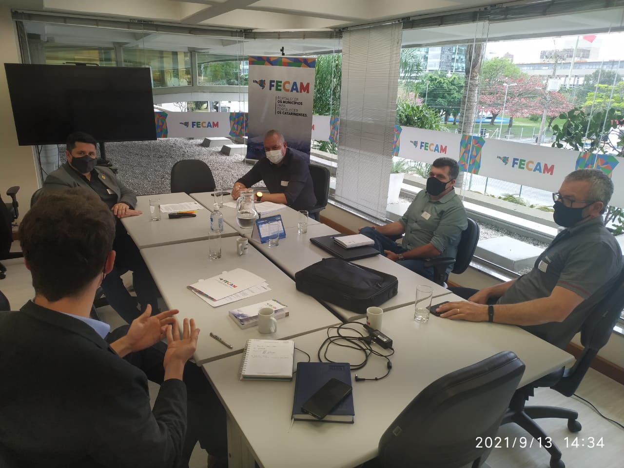 You are currently viewing AMMOC participa de reunião com a FECAM para debater questões relacionadas ao ICMS