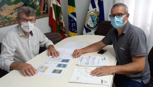 Read more about the article AMMOC entrega projetos ao Município de Capinzal – SC