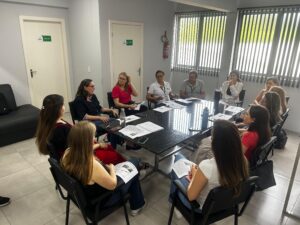 Read more about the article Integrantes do Colegiado de Nutricionistas da AMMOC participam de reunião Nesta quarta-feira (23)