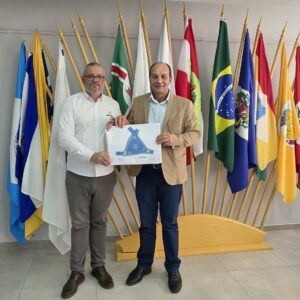 Read more about the article Projetos de pavimentação e mobilidade urbana ao município de Joaçaba são entregues pela AMMOC